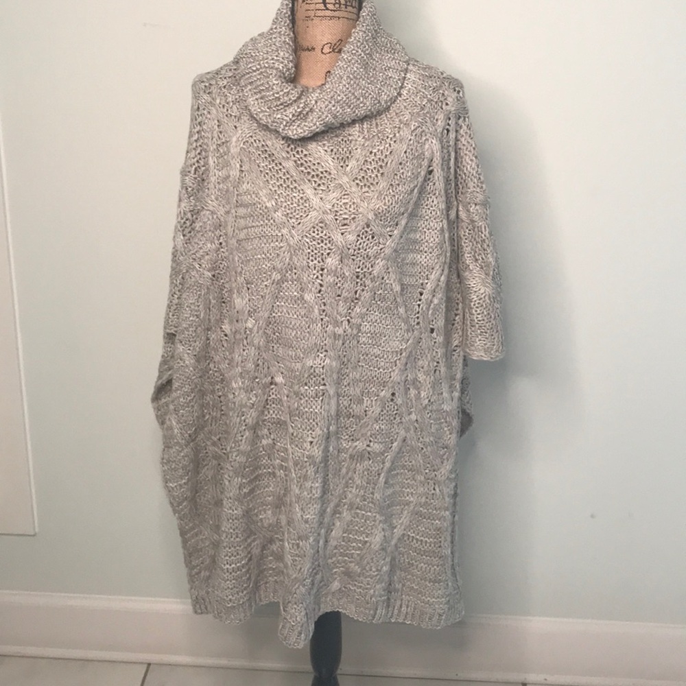 Gorgeous poncho
